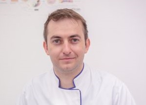 Dr. Cuzub Adrian
